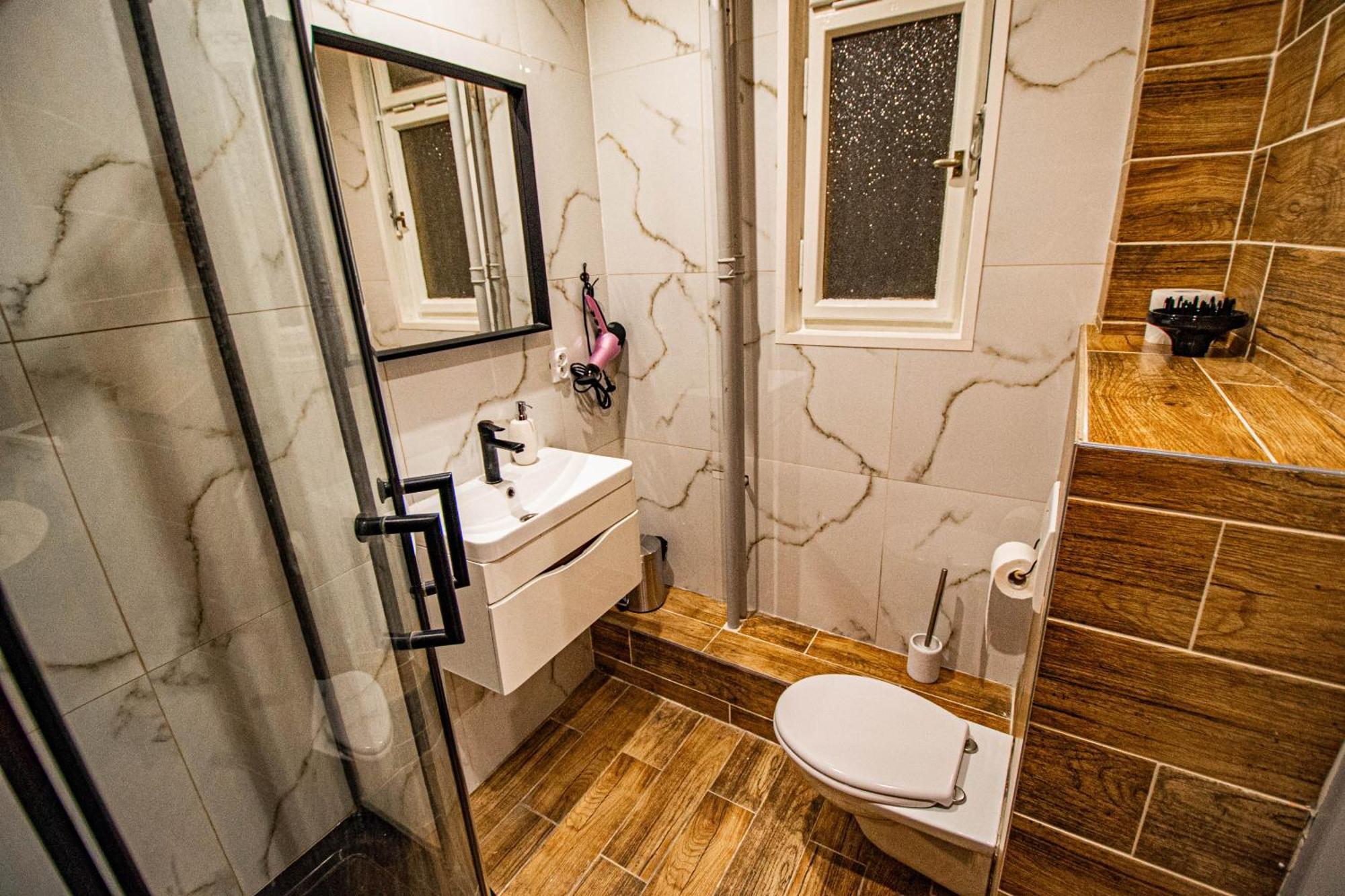 Cozy Studio In The Main City Center Praag Buitenkant foto